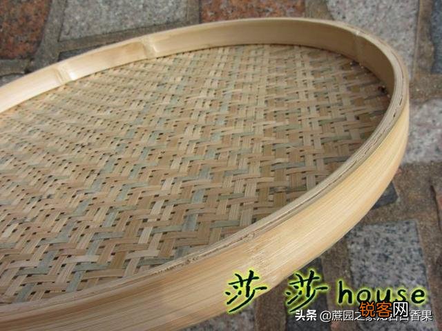 路边可以摆摊好,还是不摆摊好,为什么？合法你愿意摆摊吗？