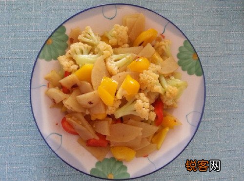 彩椒花菜炒土豆片