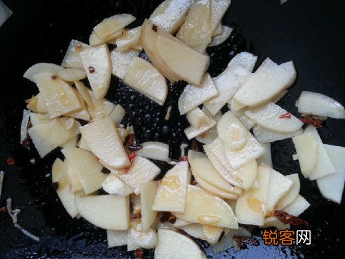 彩椒花菜炒土豆片