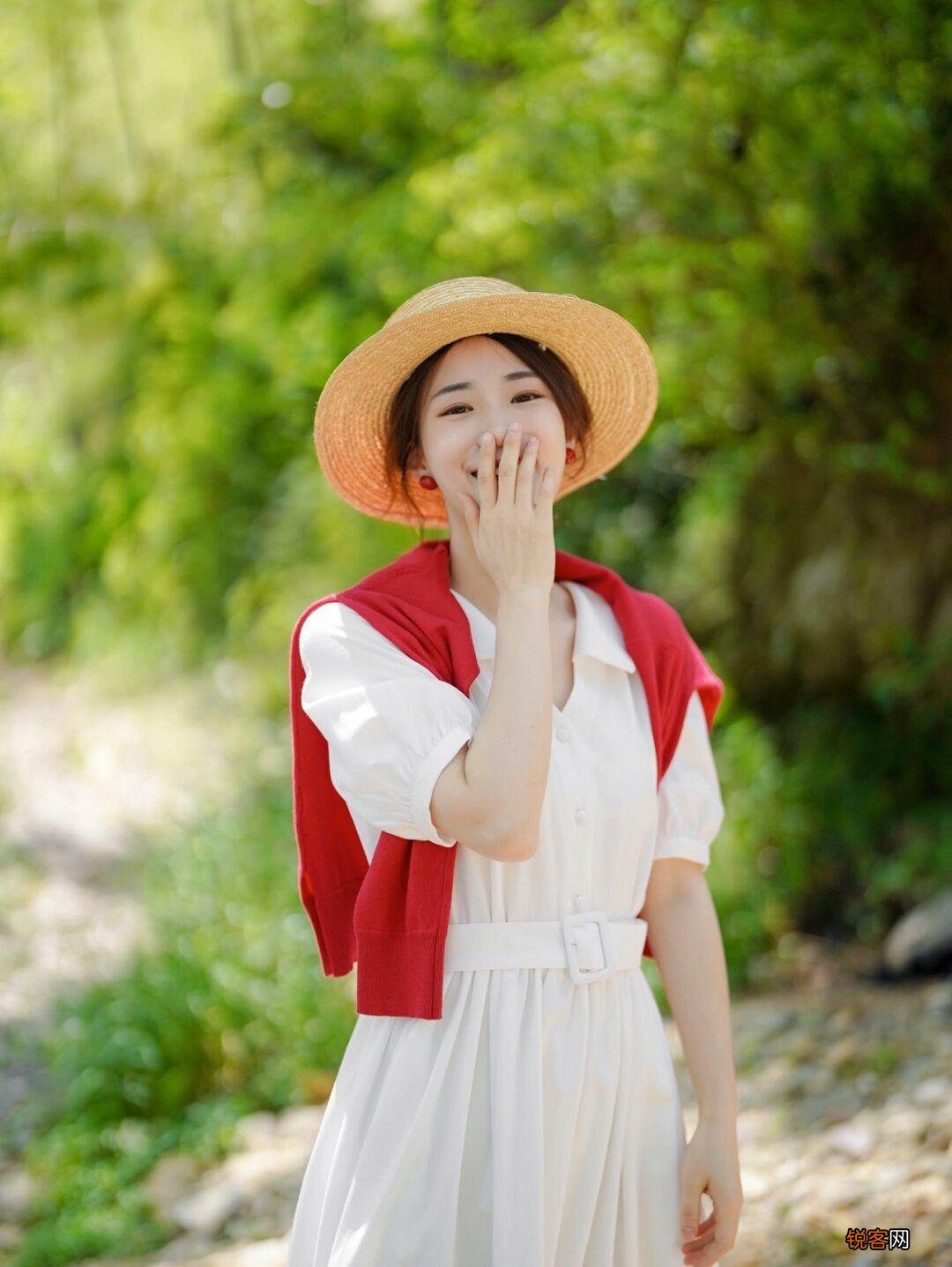 黄黑皮肤适合穿什么颜色的衣服 轻松打造显白穿搭