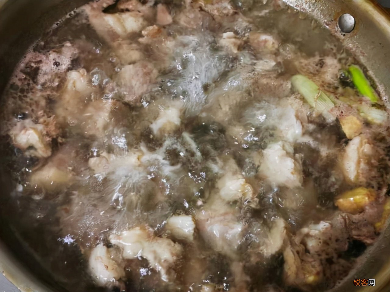 改良版土豆烧牛肉的做法 一家人吃不腻