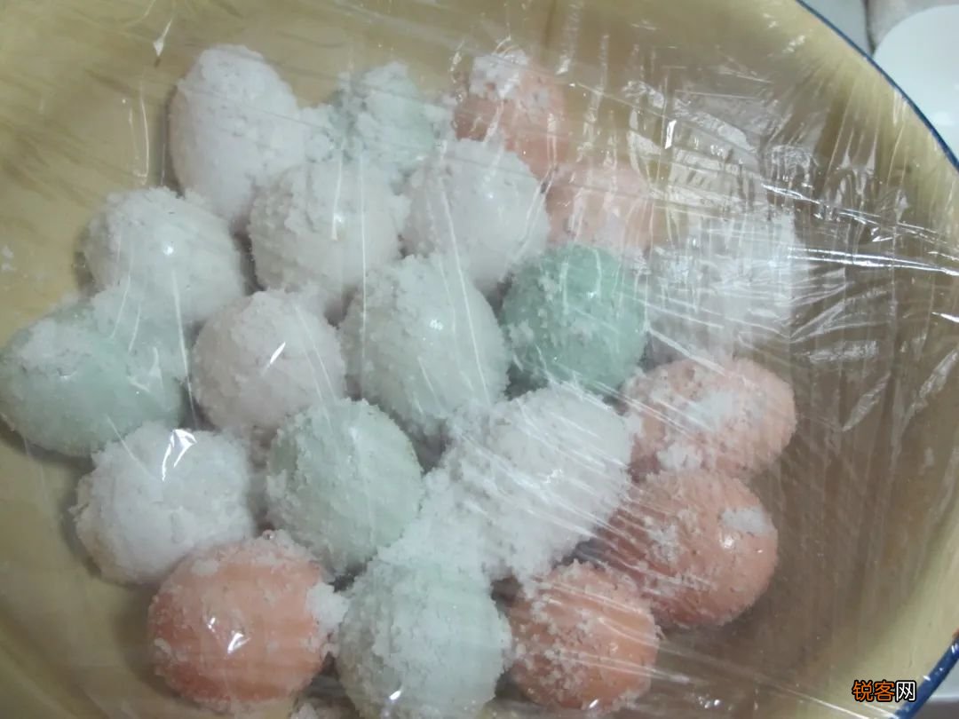 咸鸭蛋的腌制方法 起沙流油还不咸