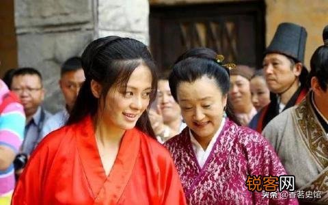 窦娥被官府冤杀,为什么却发下“三年大旱”毒誓,拉老百姓垫背？