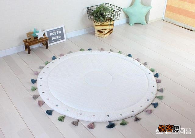 给宝宝用爬行垫,用到多大年龄比较好？