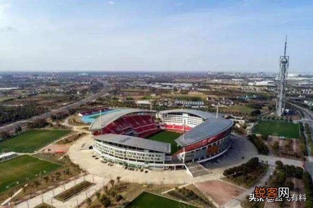 到2021年,上海将会有四座专业足球场,届时会出现新的职业俱乐部吗？
