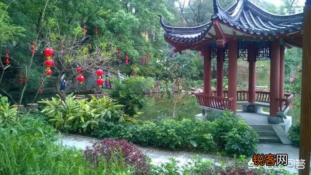 如何以“春晓”为题目写一首诗词？