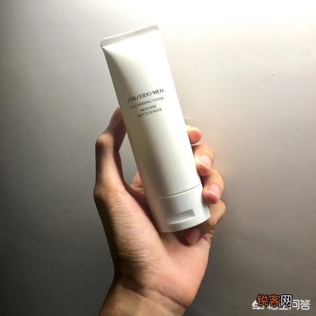 男士皮肤不好该用什么洗面奶？