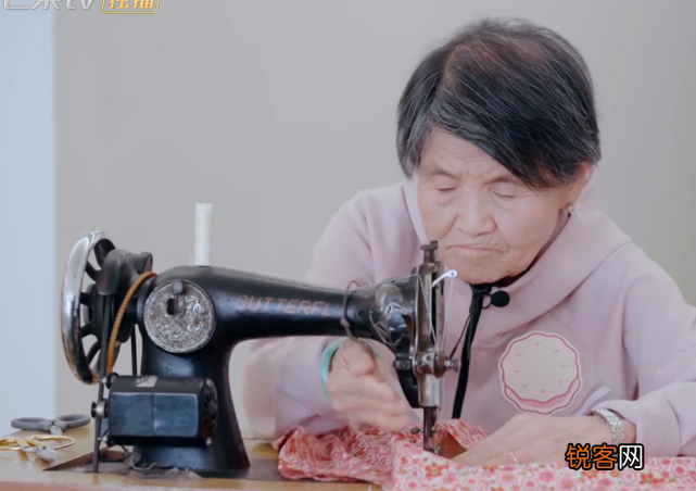 黄圣依婆婆是做什么的 杨子家族的发家史