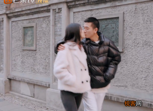 黄圣依婆婆是做什么的 杨子家族的发家史