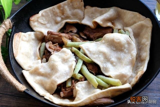 炖排骨的最佳配菜 营养美味更好吃
