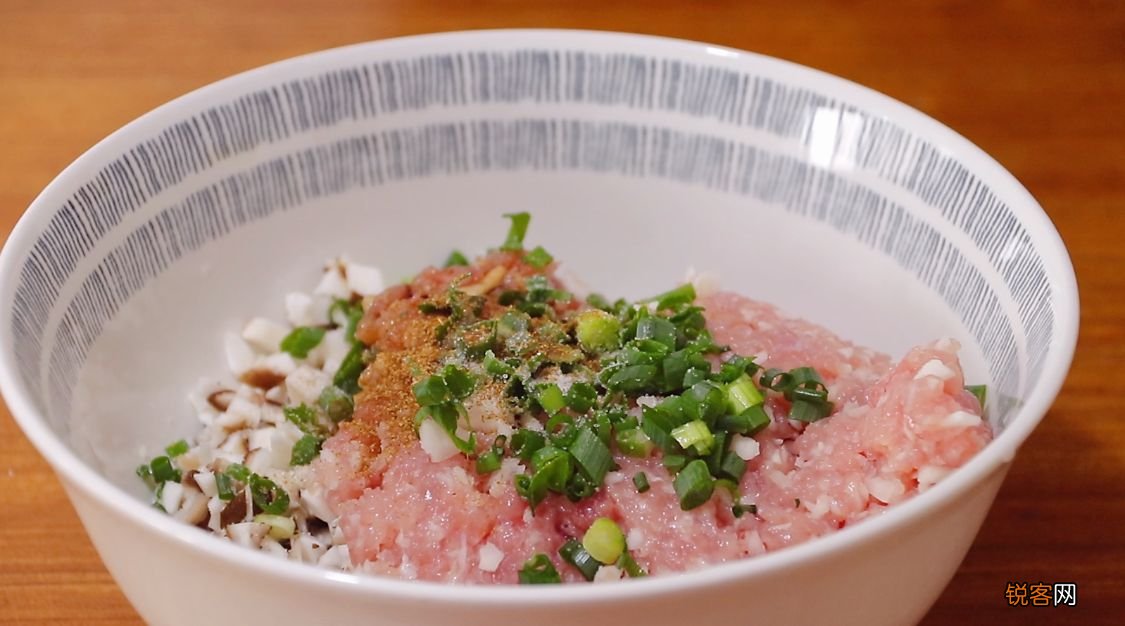 大虾锅贴的做法 鲜嫩多汁