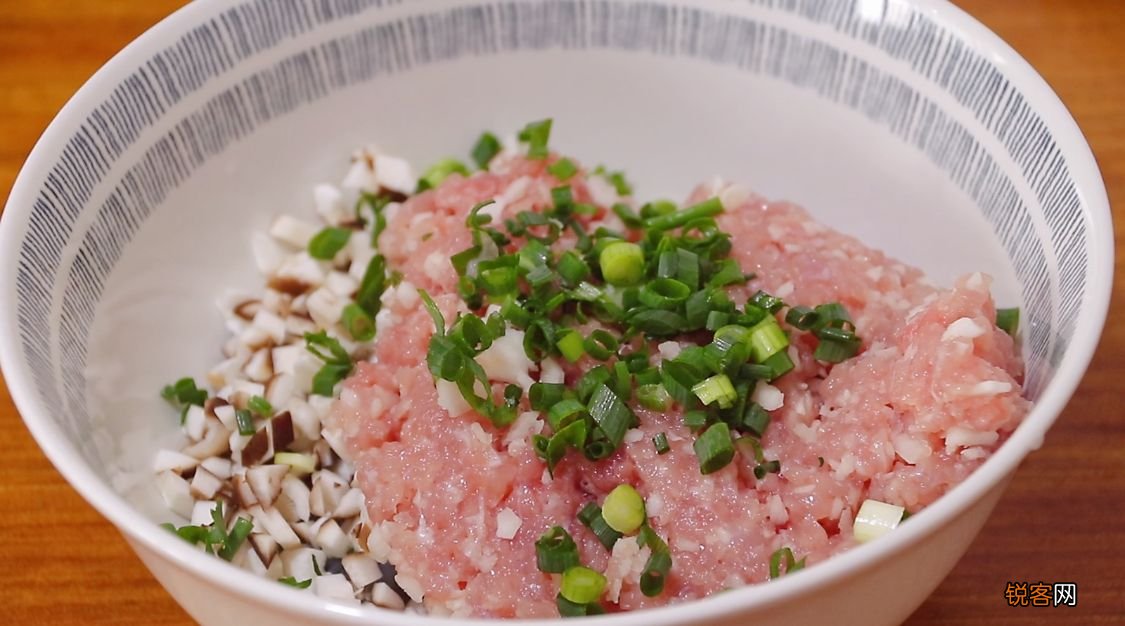 大虾锅贴的做法 鲜嫩多汁