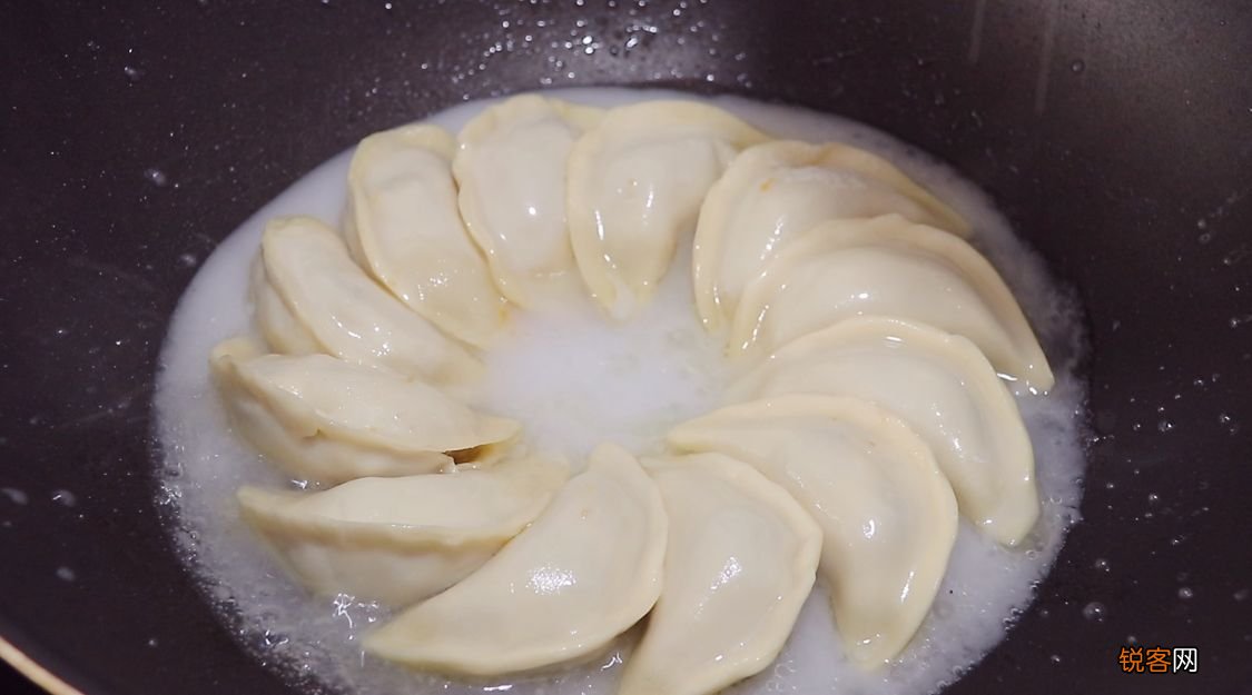 大虾锅贴的做法 鲜嫩多汁