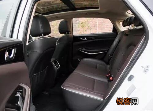 十万元以内性价比高的汽车有哪些？