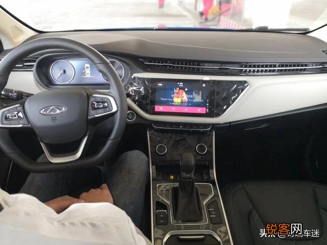 求推荐一款十万以内小轿车？