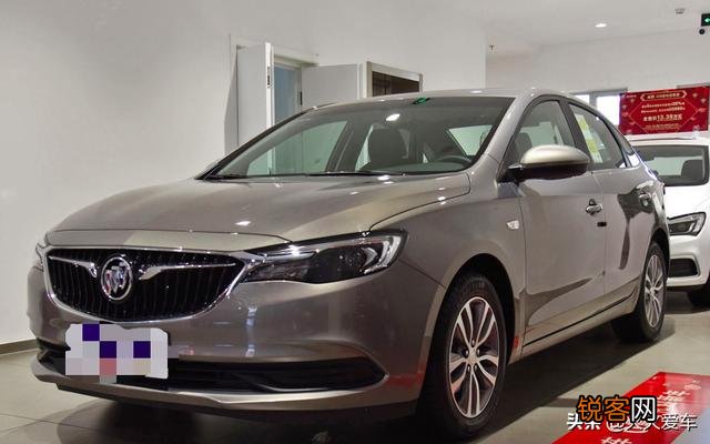 新手买车,预算落地10万出头,上下班代步用,有哪些值得推荐的车？