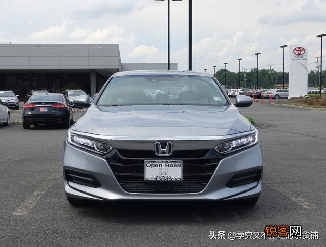 月薪7k,存款10万左右,买什么车合适,本田雅阁可以考虑吗？