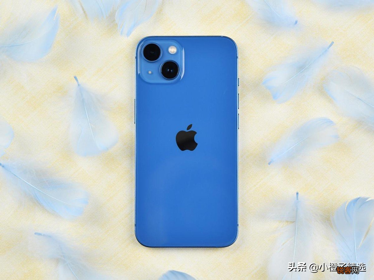 苹果12和苹果13对比哪个值得买 哪个更好更划算