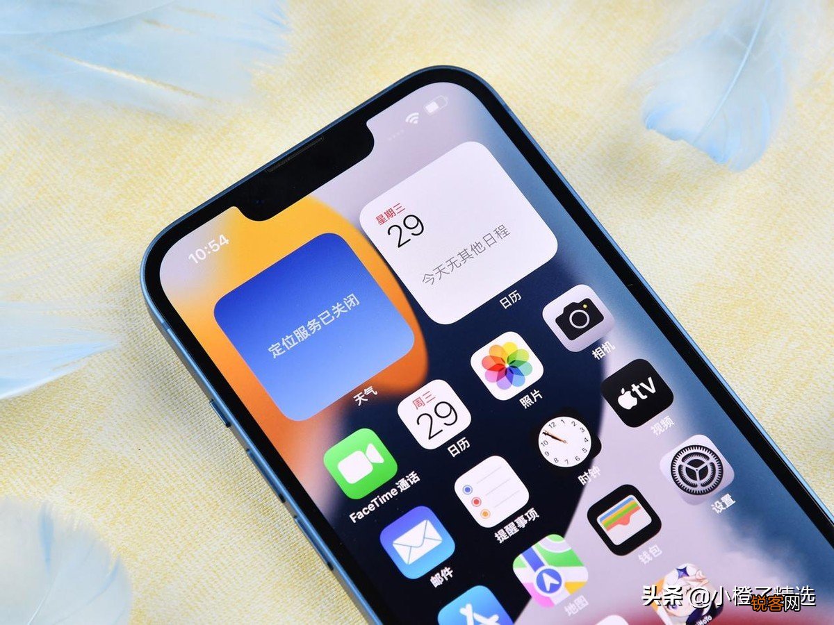 苹果12和苹果13对比哪个值得买 哪个更好更划算