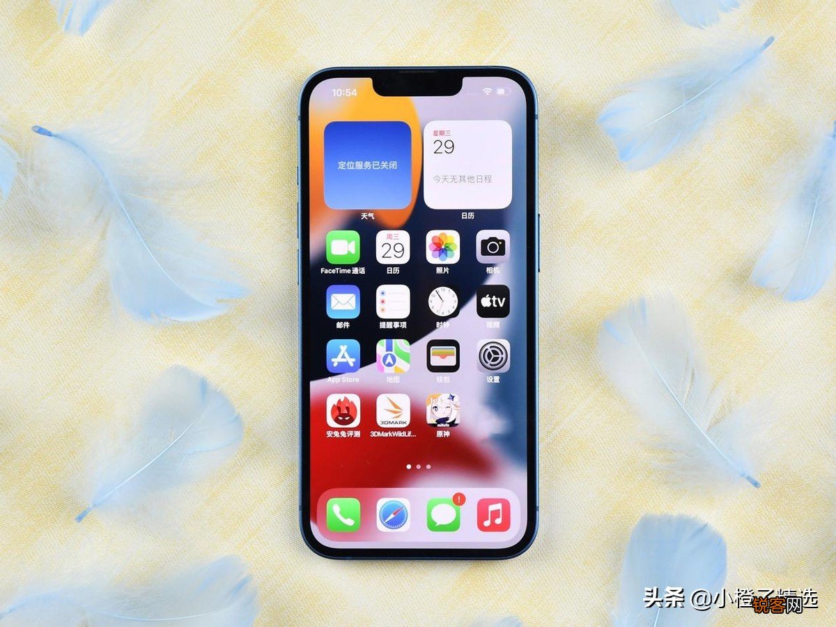 苹果12和苹果13对比哪个值得买 哪个更好更划算