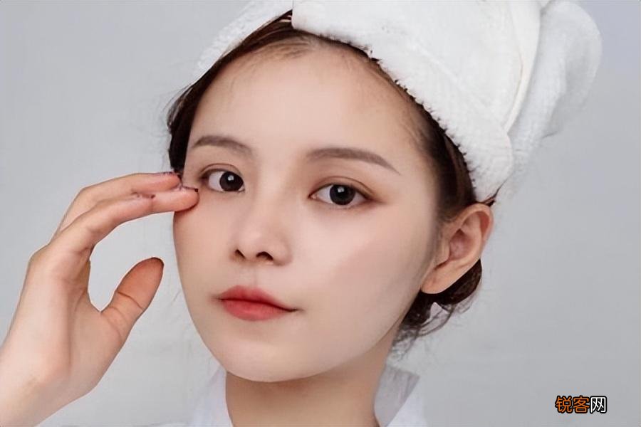消除眼部皱纹 3个强力有效方法
