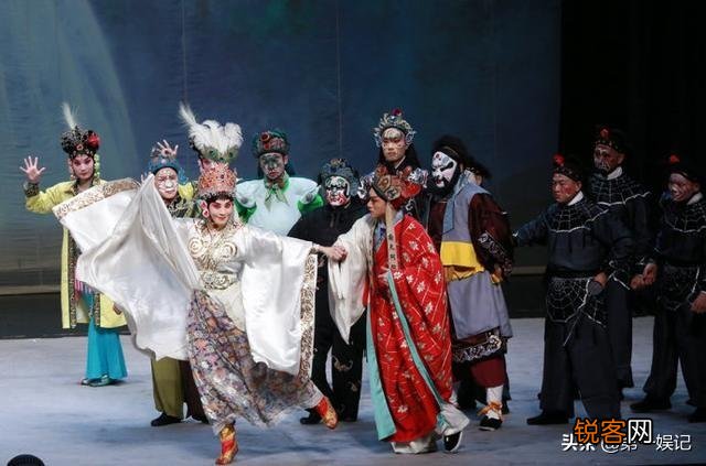 你怎么评价梅兰芳京剧团联袂德云社成员上演的贺岁戏《盘丝洞》？