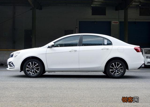 有车主能帮我推荐下10万以内的国产车小型家轿吗？