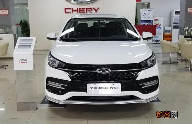 有车主能帮我推荐下10万以内的国产车小型家轿吗？