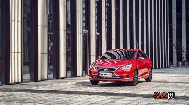 有车主能帮我推荐下10万以内的国产车小型家轿吗？