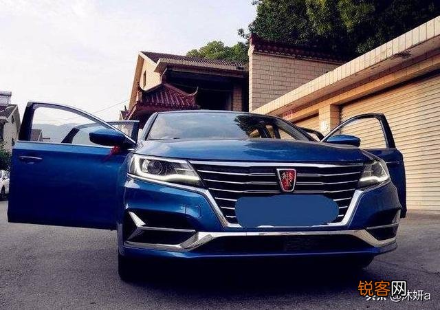 想买一辆落地10万左右的小轿车,有什么推荐吗？