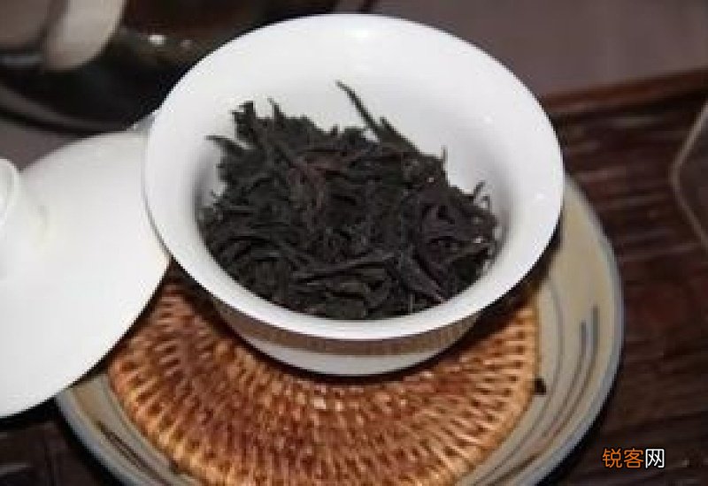 大红袍要用多少度水泡 大红袍用多少度的水来泡