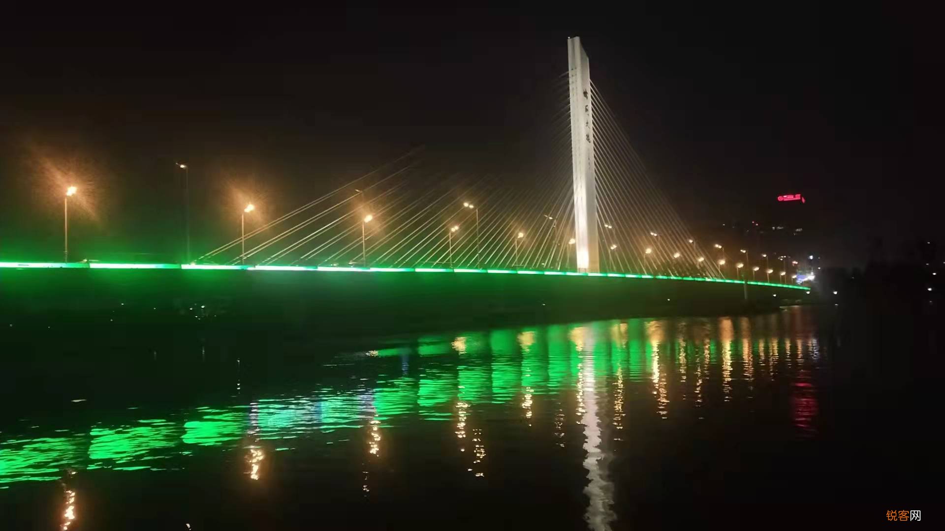 形容沿途风景美丽的词语有哪些 风景唯美的句子