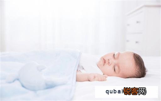 孩子睡觉可以开着灯吗