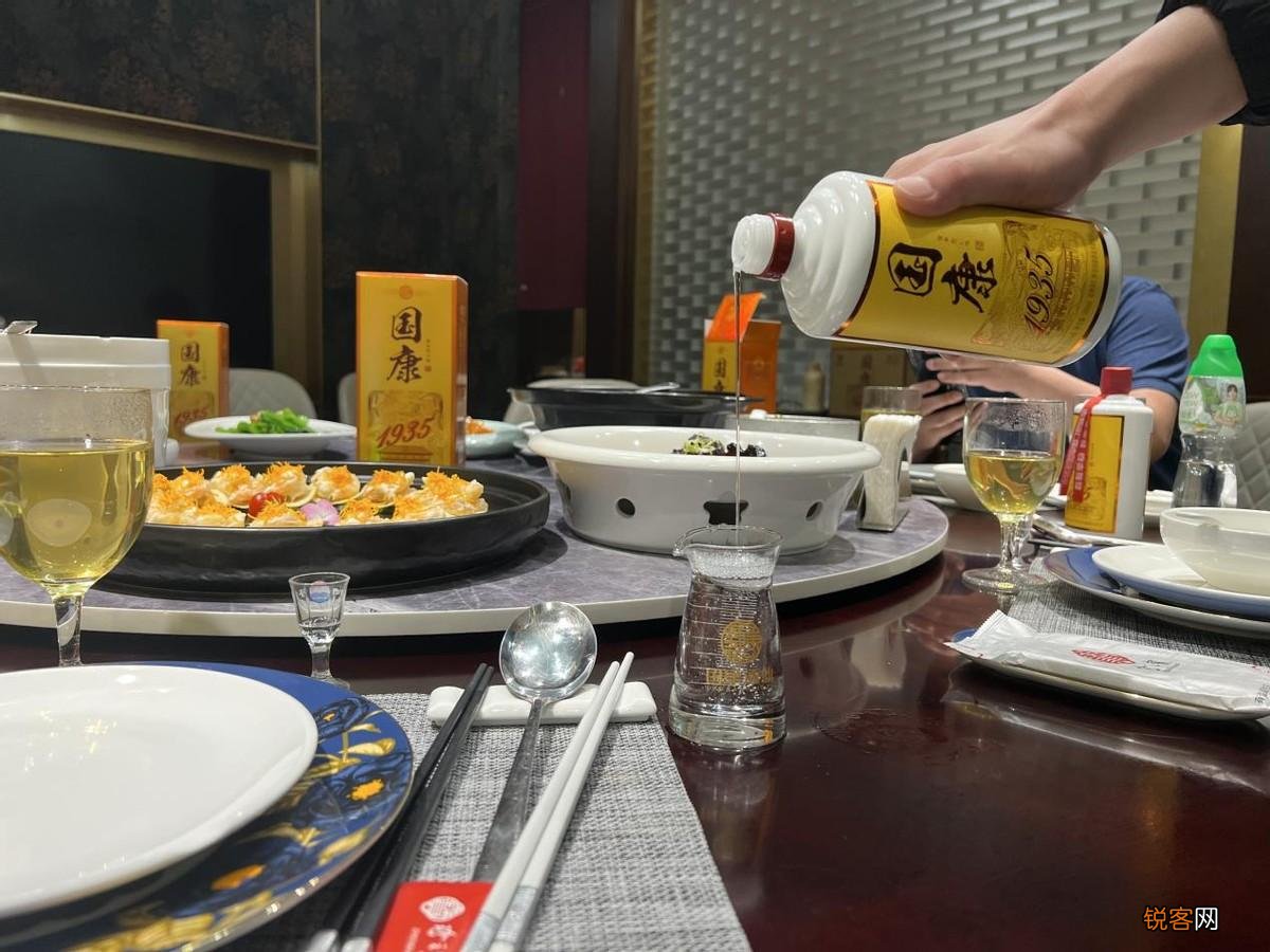 敬酒词怎么说 让全桌人对你刮目相看