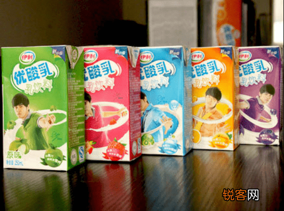 牛奶买哪种好 鲜牛奶，纯牛奶，全脂奶，酸奶，早餐奶，哪种牛奶更值得买