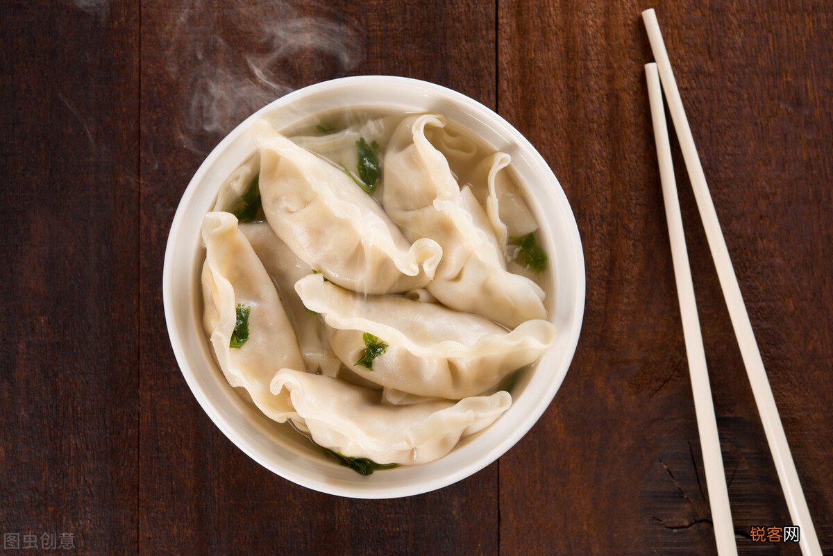 煮饺子一般煮几分钟 这样煮个个完整不破皮