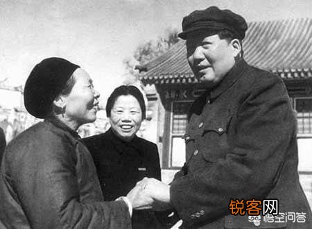 你知道黄继光和他的生前部队有哪些故亊吗？