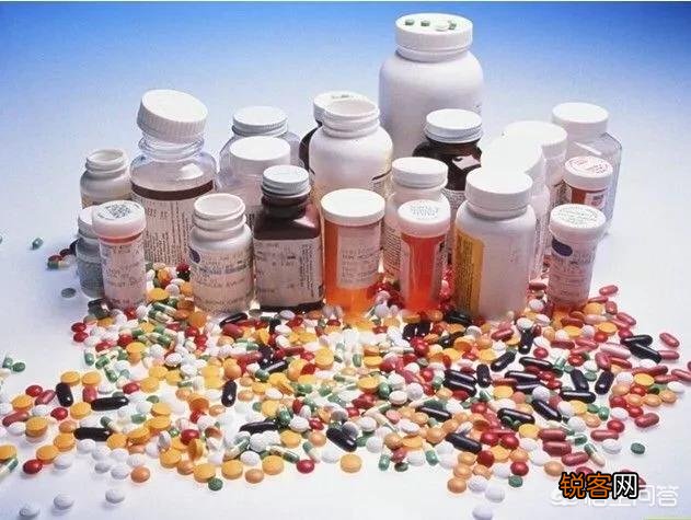 我想在网上买一些国外的保健品和非处方日常药品,有这样的网站吗？