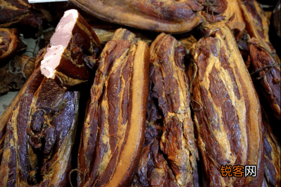 腌腊肉的制作方法及用料 腌腊肉一斤肉多少盐才合适