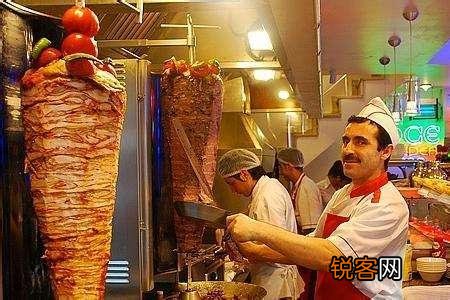 世界三大料理是法国料理、中华料理和什么？