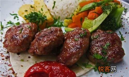 世界三大料理是法国料理、中华料理和什么？
