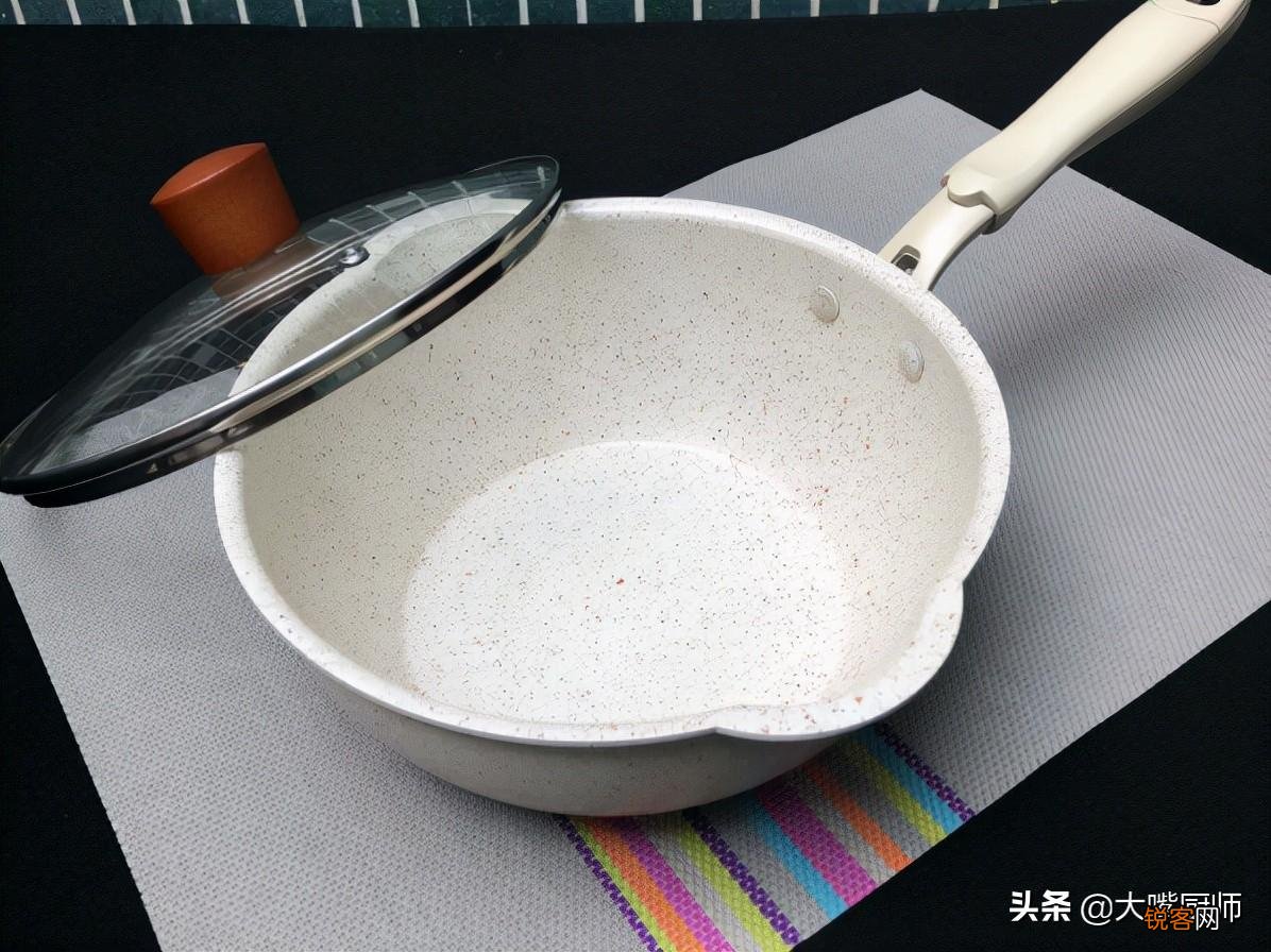 什么铁锅好用又健康 铁锅怎么开锅