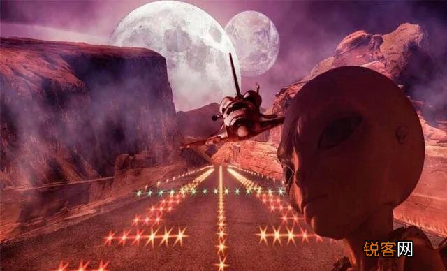 美国河中打捞“金属盘”,疑似小型太空舱,外星人在海底生活吗？