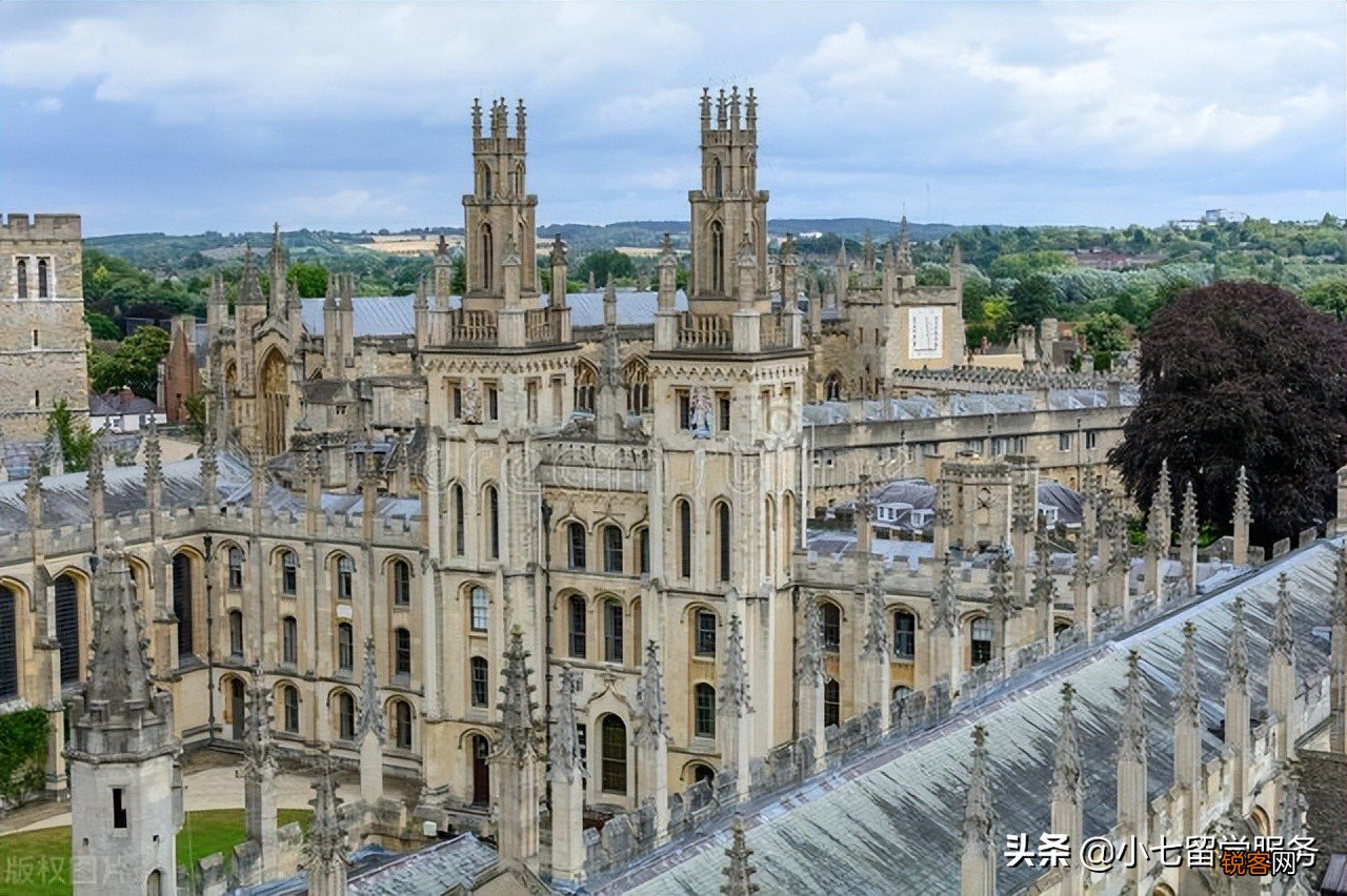 英国十大贵族学校排名 英国最贵十所大学盘点