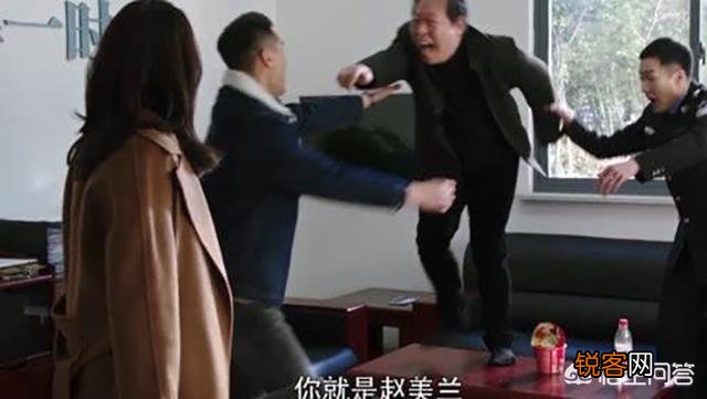 有次女儿对弟弟发脾气,那语气和形态特别像我发脾气的样子,大人的性格对孩子影响大吗？