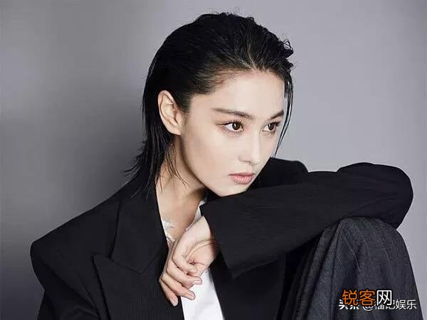 宁静短发帅哭了,还有哪些女星短发造型比男的还帅？