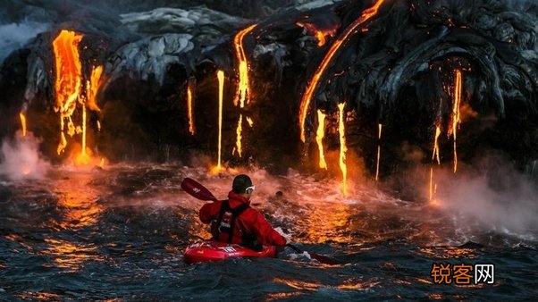 海浪翻涌瞬间冻住 盘点那些令人震撼的罕见场面