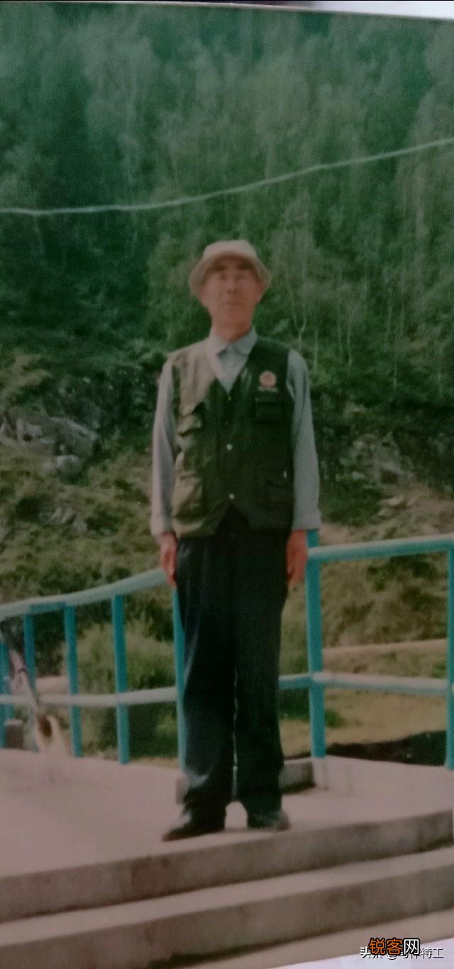 你有已经逝去,但常常回忆起的人吗？