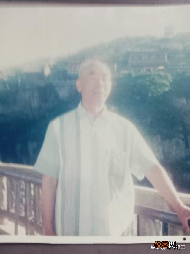 你有已经逝去,但常常回忆起的人吗？