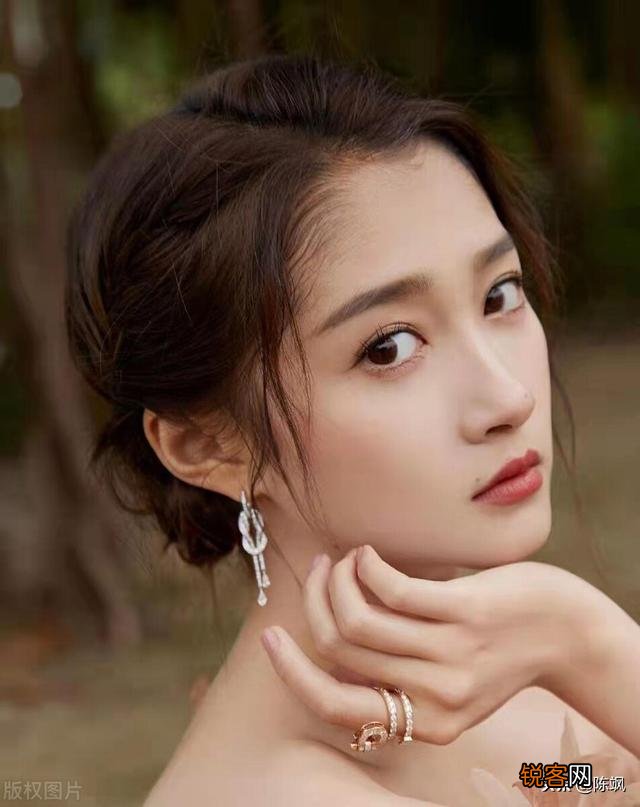 你觉得关晓彤漂亮吗？有多漂亮？